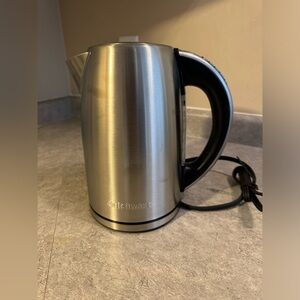 Cuisinart kettle, stainless steel, temperature control and programmable kettle